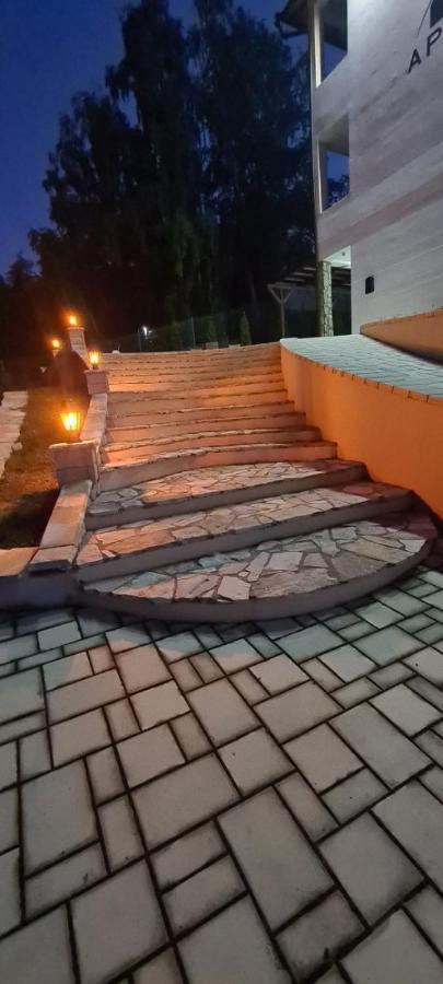 Ra Apartmani Vrdnik Bagian luar foto