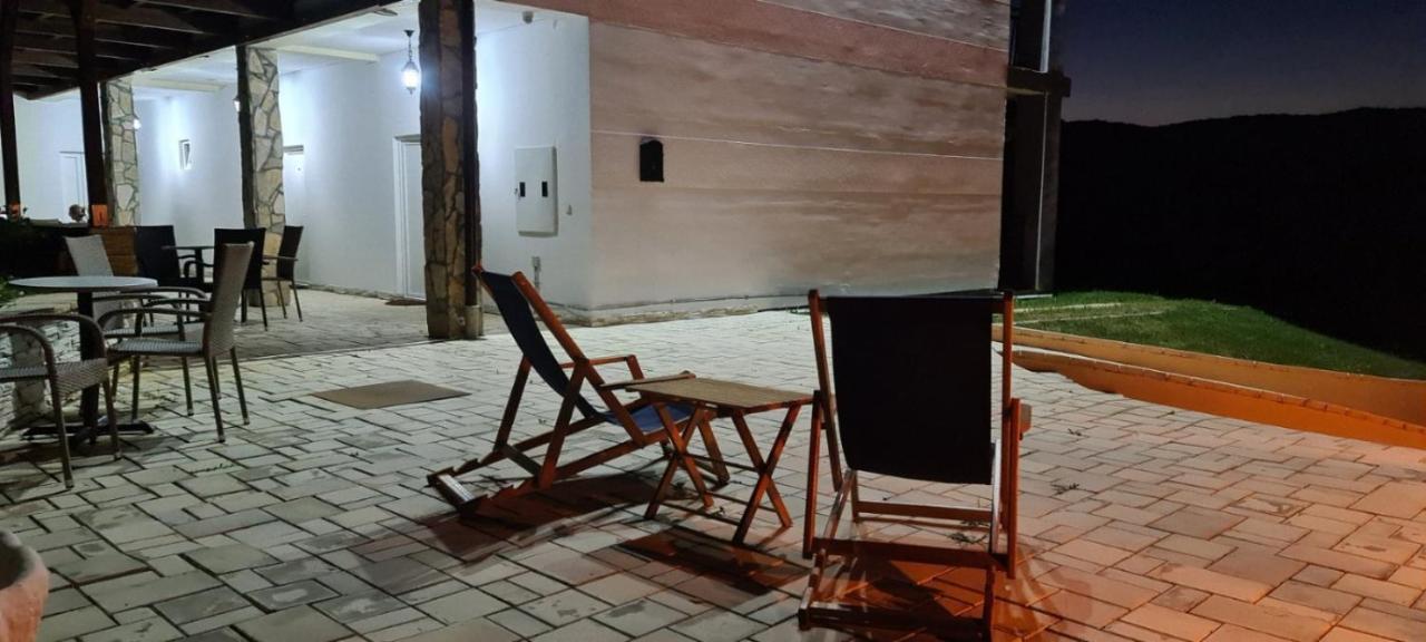 Ra Apartmani Vrdnik Bagian luar foto